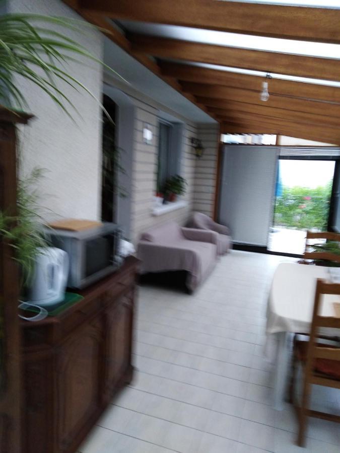 Chez Myla Chambre Avec Tv Ecran Plat Et Salle De Bain Privative Bourges Luaran gambar
